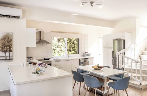 Pegeia Villa | Villa Artemisia - Four Bedroom Villa, Sleeps 8