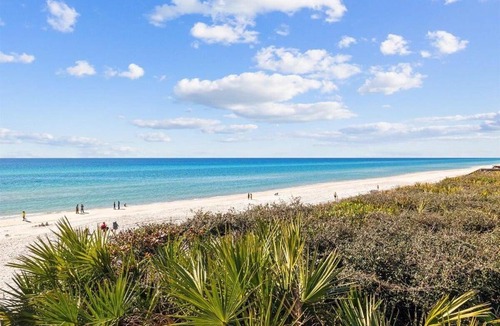 Seacrest Beach House | Villa Bianca
