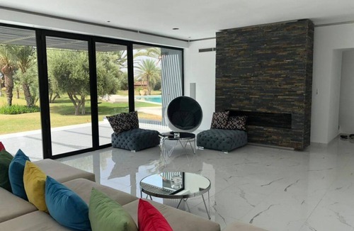 Tassoultante Villa | Villa California