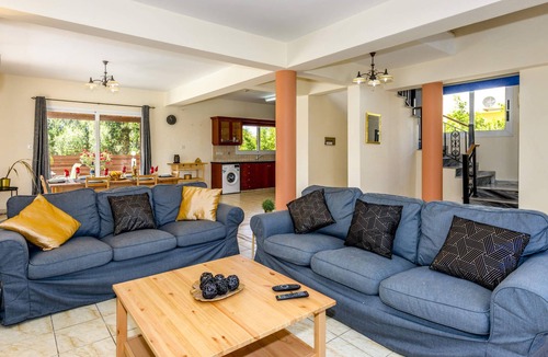 Pegeia Villa | Villa Coral Athina by Villa Plus
