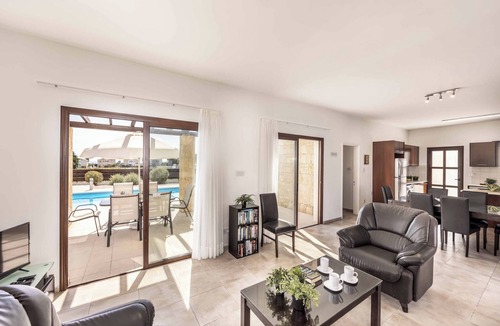 Pegeia Villa | Villa Evanthia - Three Bedroom Villa, Sleeps 6