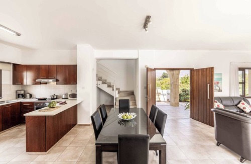 Pegeia Villa | Villa Evanthia - Three Bedroom Villa, Sleeps 6