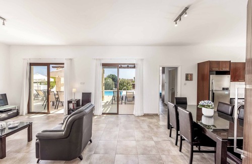 Pegeia Villa | Villa Helena Coral - Three Bedroom Villa, Sleeps 6