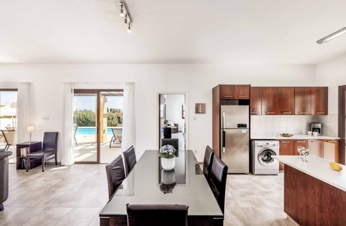 Pegeia Villa | Villa Helena Coral - Three Bedroom Villa, Sleeps 6