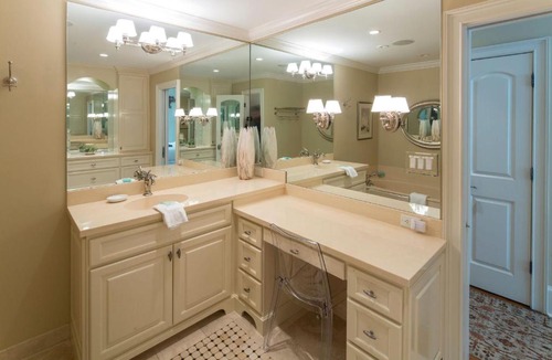 Historic District - North Villa | Villa on Broughton Main by Lucky Savannah