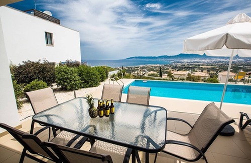Latchi Villa | Villa Tavrou Dyo - Luxury 3 Bedroom Latchi Villa with Private Pool