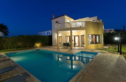 Argaka Villa | Villa Tsikkos Tria in Argaka