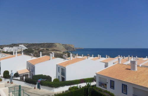 Luz Villa | Villa with private pool, close to beach, restaurants, bars and shops. Free WiFi