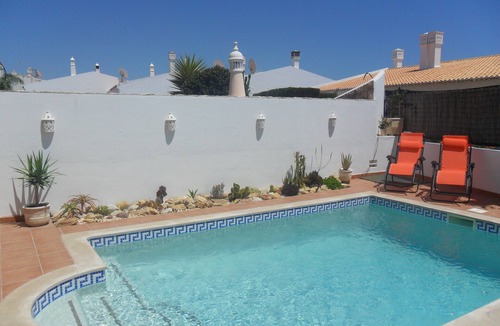 Luz Villa | Villa with private pool, close to beach, restaurants, bars and shops. Free WiFi