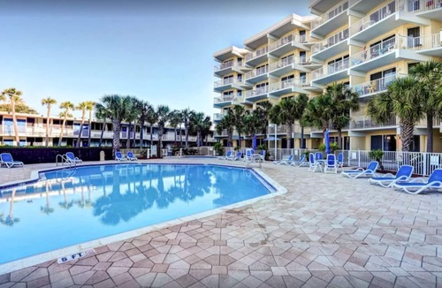 Fort Walton Beach Villa | Villas at Destin West-Oceanside, Lazy River, Resort Pool, Marina
