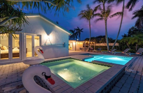 Deerfield Beach Villa | Waterfront Villa, Pergola & Pool near beach