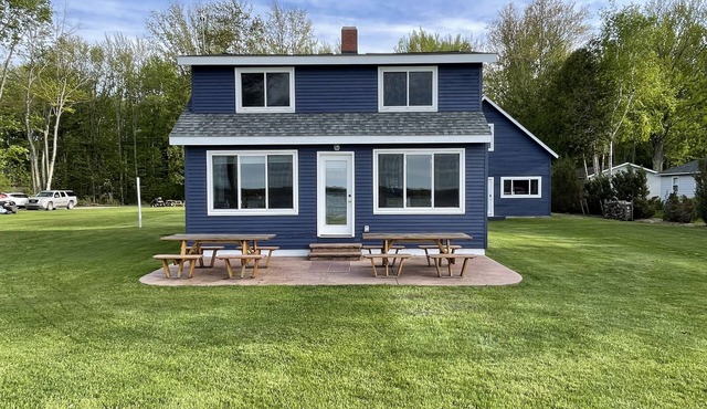 120' on Waterfront-Platte Lake Lodge-Pontoon Available! in Beulah