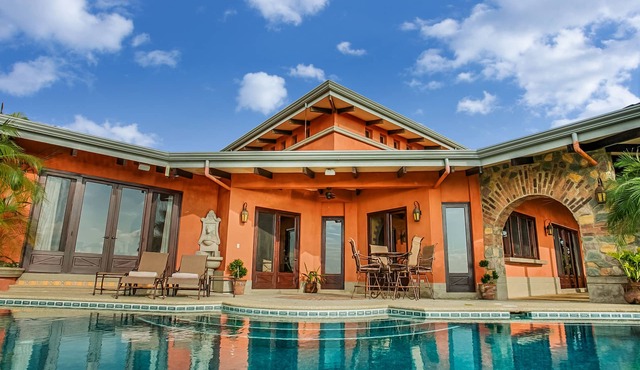 129 5 STAR REVIEWS, SUNSETS 365, INFINITY EDGE POOL, WHITE WATER OCEAN VIEW