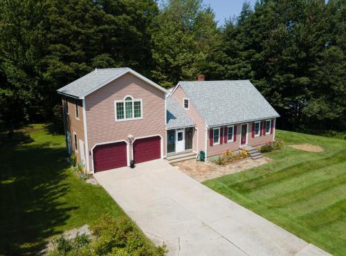 14mi to Mt. Snow! Arcade, Private Suite, King Bed! in Whitingham