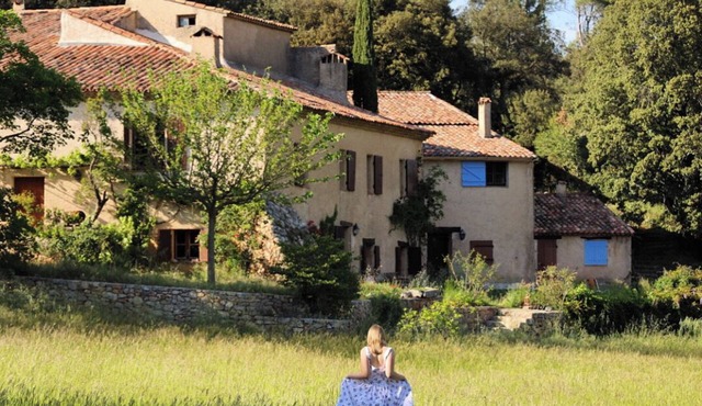 17th century estate with swimming pool and AC