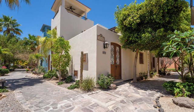 2 bed, 2 bath Tower view BBQ AV174 in Loreto