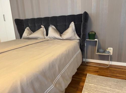 30 min from Munich & S-Bahn apartment with garden