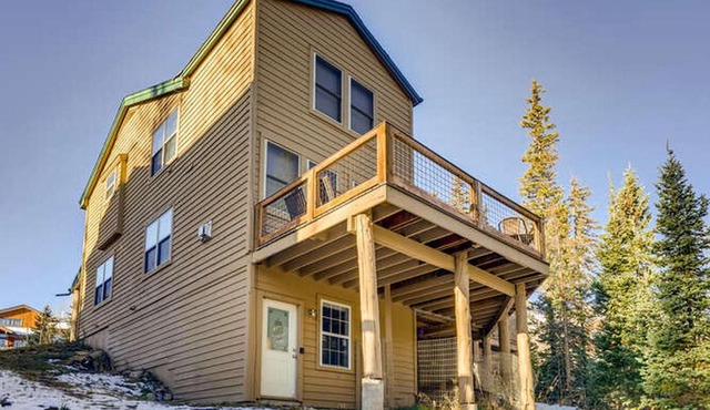 300 Lodgepole by Book by Owner