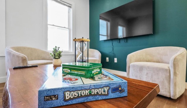 3BR2Bth TD Garden,MIT,Harvard,BOS,2 Parking Spaces in Somerville