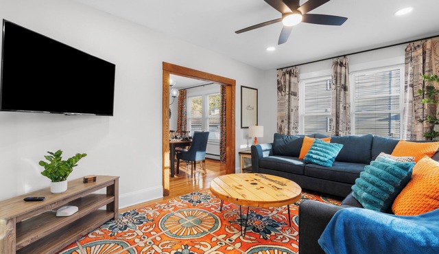 4-bedroom house in Windham - Pet Friendly - Thread City Family Escape