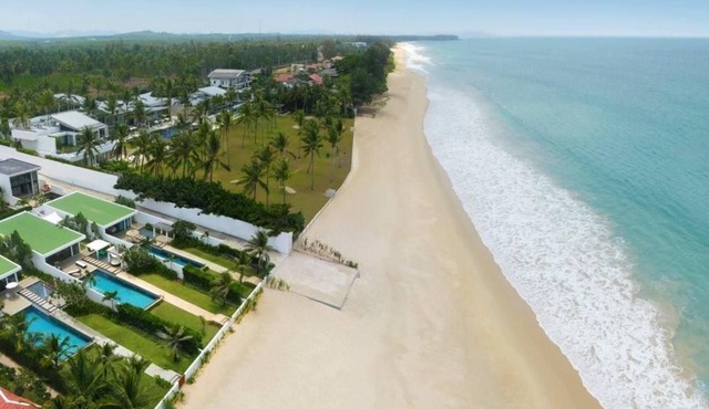 Absolute Beachfront Luxury Villa in Phuket, Thailand in Phuket