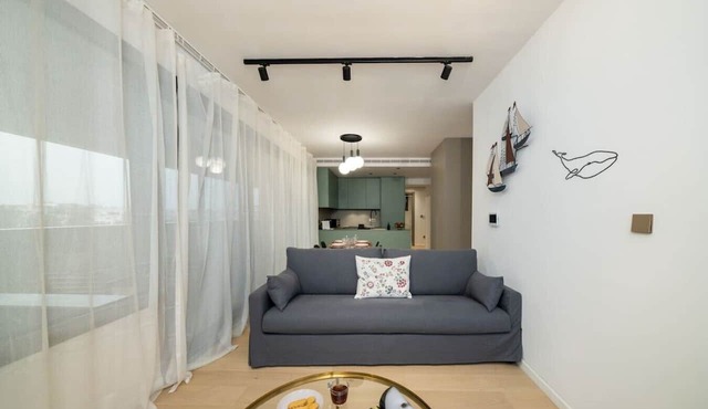 Amazing new 2 bedroom flat near casino beach mall