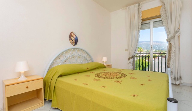 Apartment 'I Ciottoli Dello Ionio - Apt 3' with Mountain View, Shared Terrace and Balcony