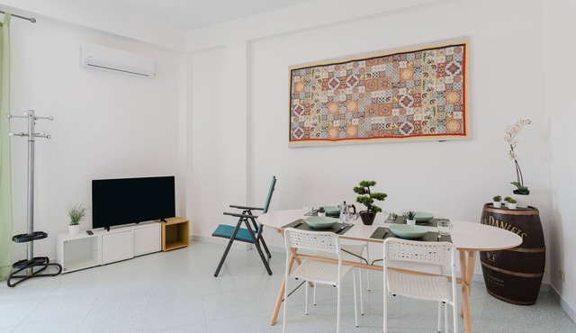 Apartment '2 Camere Da Letto' with Balcony, Wi-Fi and Air Conditioning