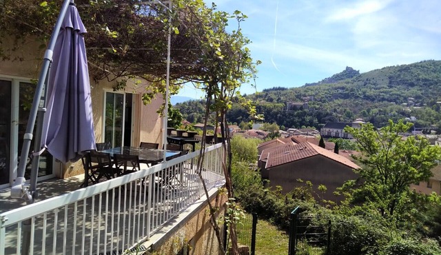 Architect-designed villa with private pool in ST PERAY