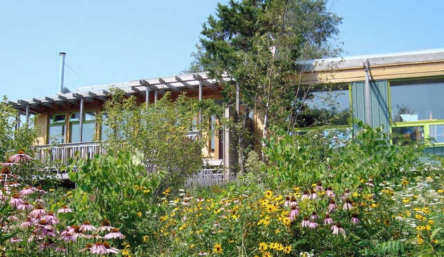 Architectural gem on 30 acres, rolling hills, 2 hrs from Toronto. in Castleton