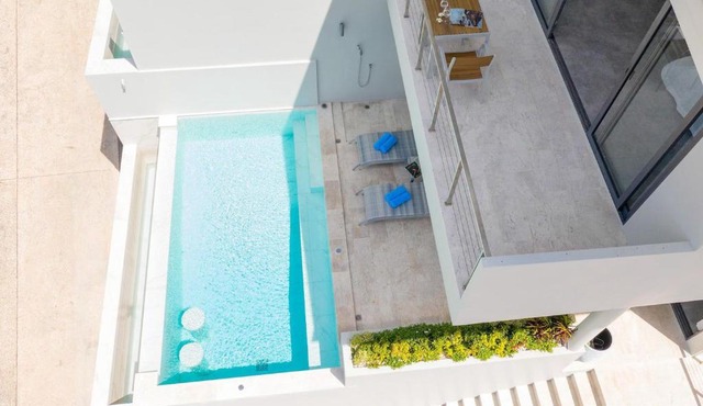 AUGUST POOL VILLA in Chaweng