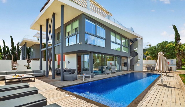 Azzurra Seafront Villa with Roof Jacuzzi