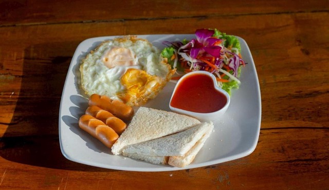 Baan Boon Homestay in Ban Nok Na