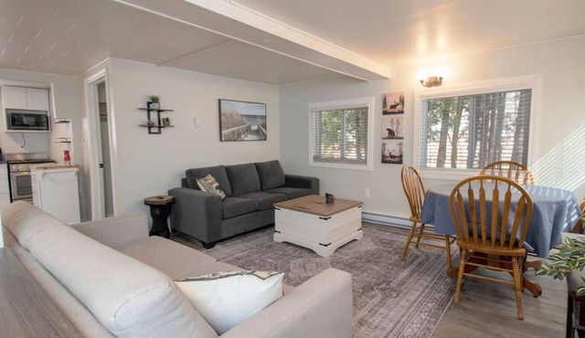 Balm Beach Bungalow - 3 bedrooms in Tiny