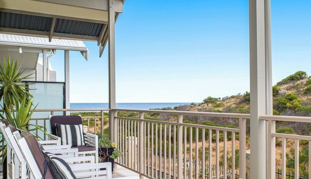 Beach Break Villa - Coastal Villa Retreat in Beautiful Ledge Point in Ledge Point