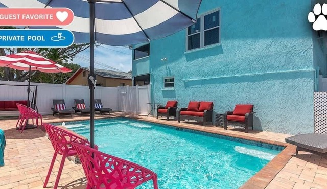 Beach Escape - Private Pool - Walk to the beach!