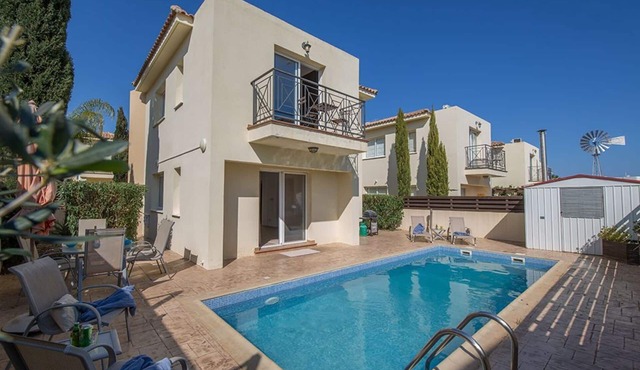 Beautiful 5 Star Holiday Villa in a Prime Location in Protaras