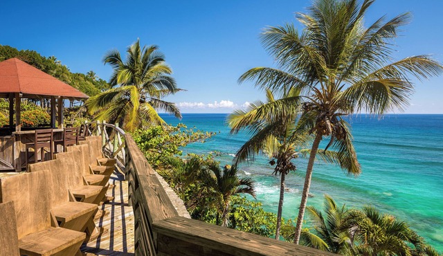 Beautiful Oceanfront Villa that sleeps up to 20 guests! in Cabrera
