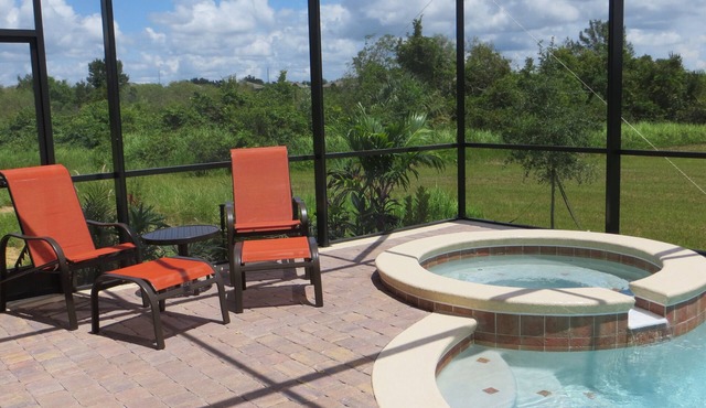 Beautiful Spacious Gated Modern Luxury Villa Overlooking Conservation Area 7BD6B