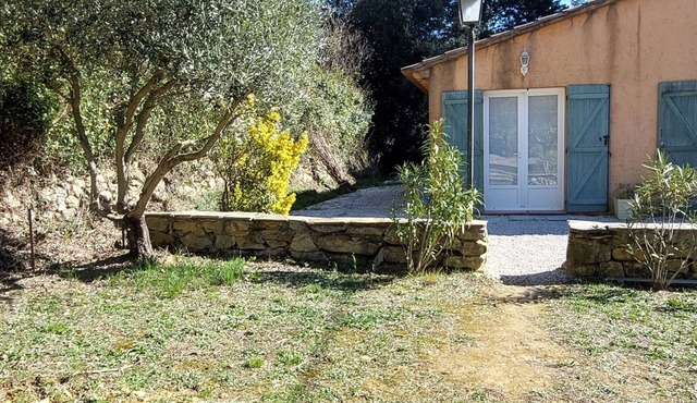 Bed and breakfast with breakfast included, in Besse sur Issole. in Besse-sur-Issole