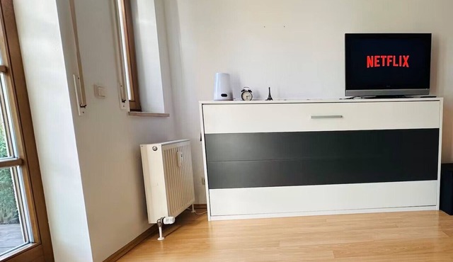 Bright Studio with Private Terrace near Munich