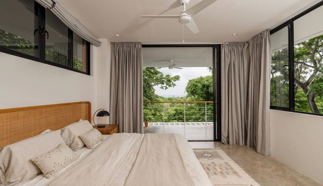 Casa Capannina, Jungle Hideaway with Ocean Views