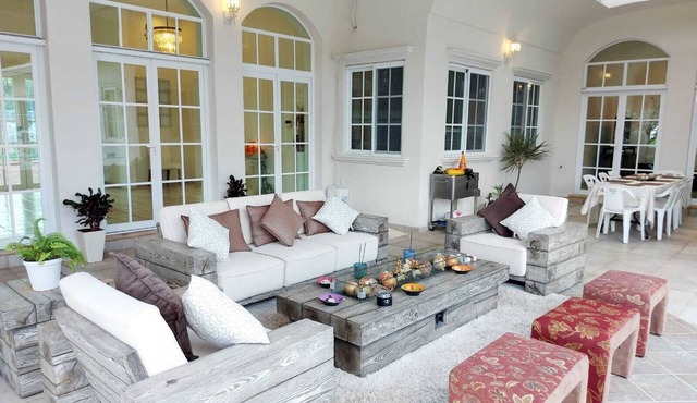 Casa De Osho Amazing Big Private Luxury Villa-1 in Alfredo V. Bonfil