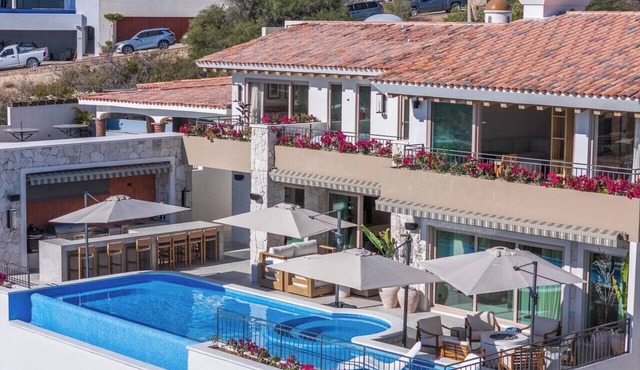 Casa La Maraca | 12BR - SPA, Staff & Sushi Bar
