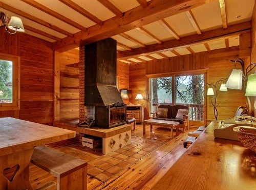 Chalet rénové 10 pers, terrasse et jacuzzi, près des pistes - FR-1-455-155