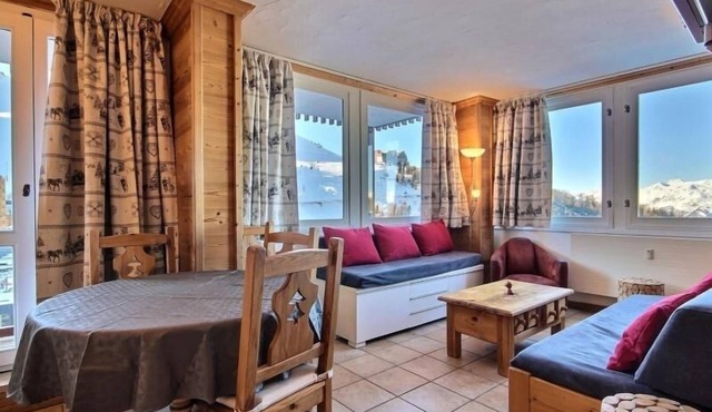 Charming 3-room renovated, at the foot of the slopes for 6 pers.