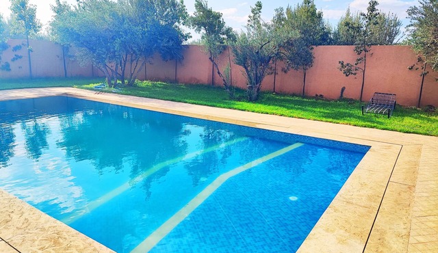 Charming villa with 2 bedrooms and AC, WiFi in welcoming Marrakech in Marrakech