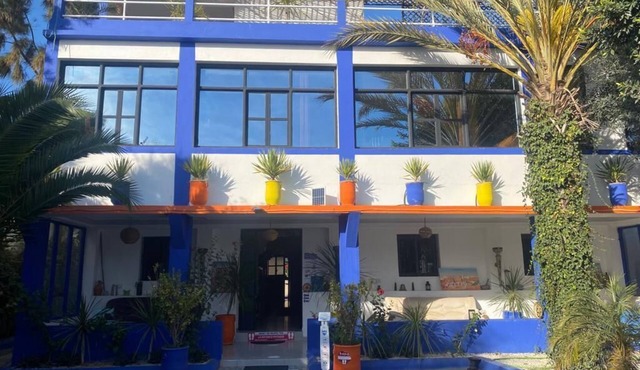 Charming villa with pool, 10 minutes from the beach