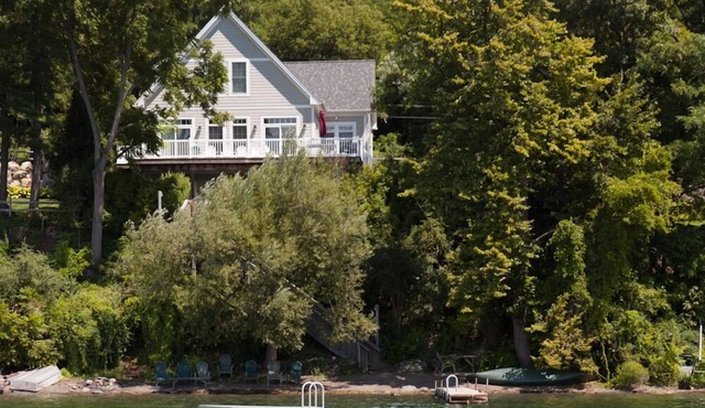 Chateau Esperanza: "A Relaxing Lakeside Retreat" in Keuka Park