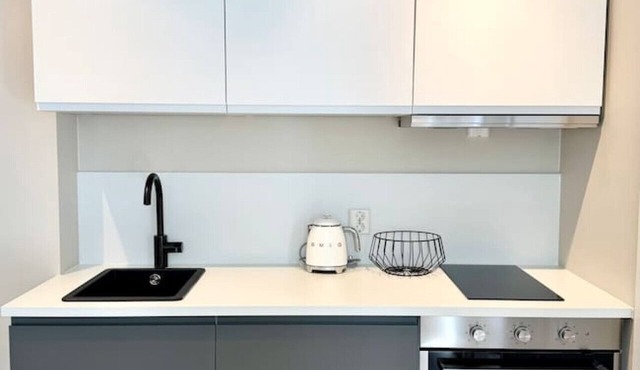 Chic and Modern Studio - Central
